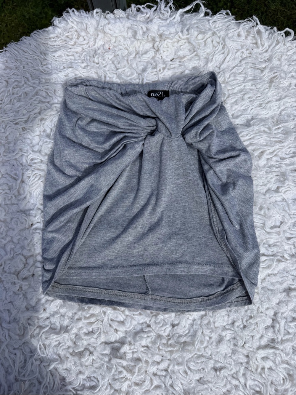 Rue21 Light Gray Twist-Front Mini Skirt